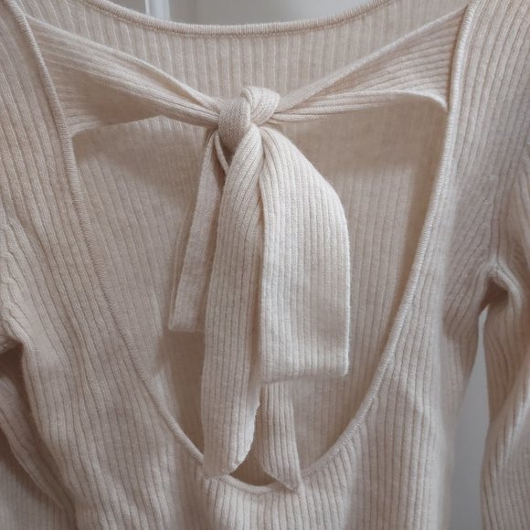 REFORMATION Alder Open  Back Cashmere Gossamer Cream  Sweater - Picture 4 of 7